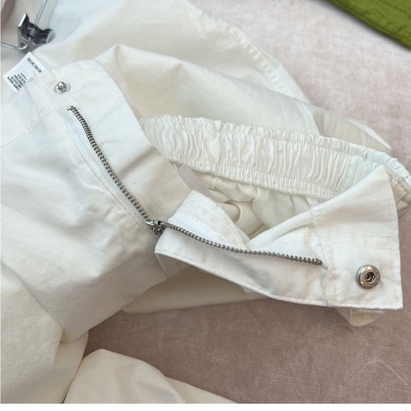 🏷️ NWT Forever 21 White Parachute 
Cargo Pants - Picture 11 of 12